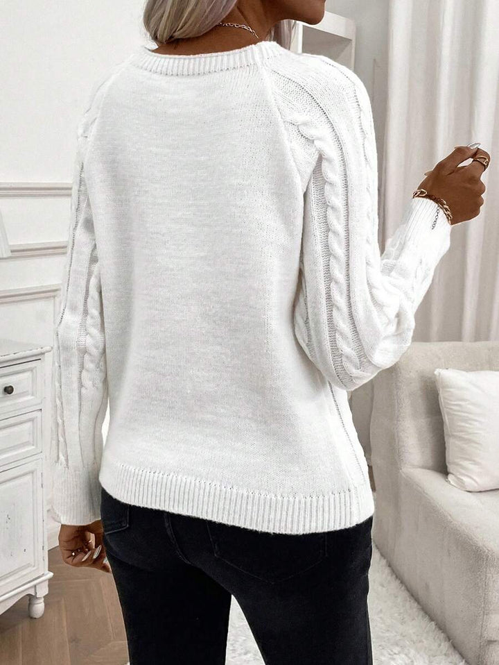 Catharina | Button-Detail Cable Knit Sweater