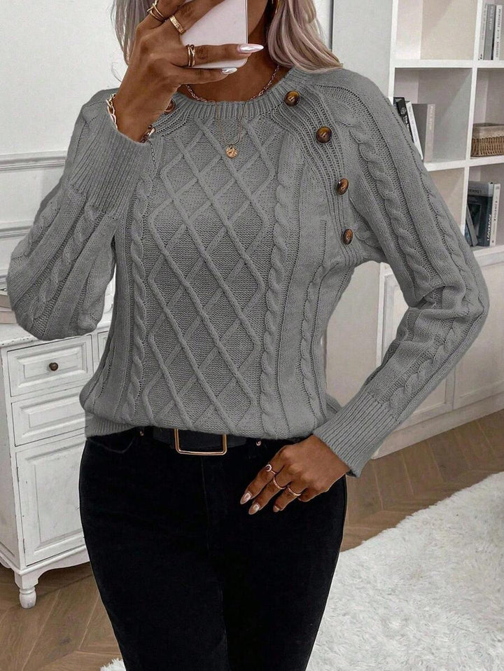 Catharina | Button-Detail Cable Knit Sweater
