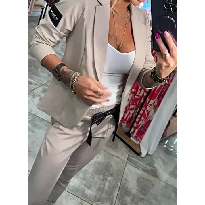 Olivia | Elegant Two-Piece Blazer & Pant Set