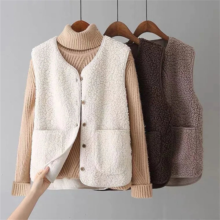 Christine | Classic Cardigan