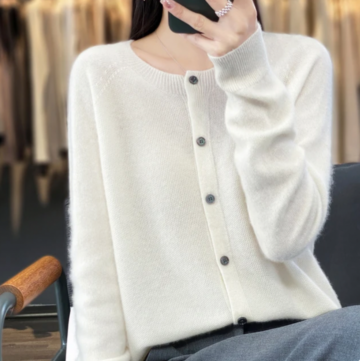 Amanda | Elegant Cardigan