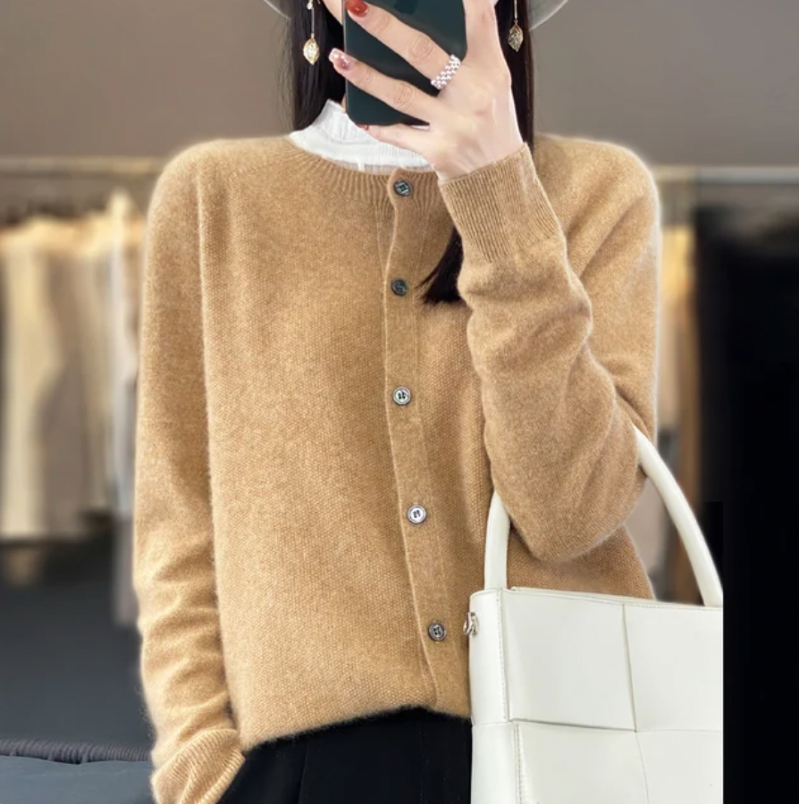 Amanda | Elegant Cardigan