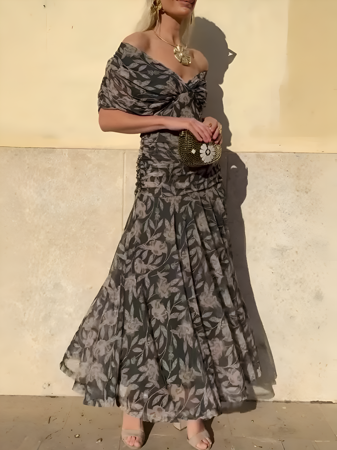 Flora Elegance | The dress that celebrates your femininity